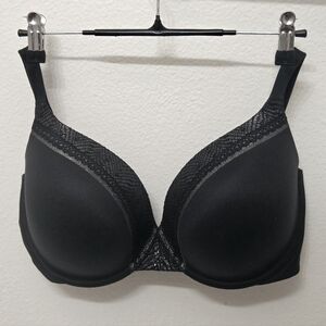 Victoria's Secret Very Sexy Push Up Bra Black Metallic Lace 36DDD
